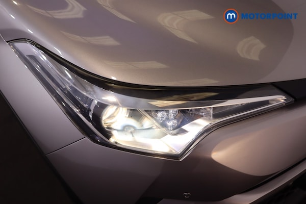 Used Toyota C-HR 2019 for sale - 76162377: Photo 43