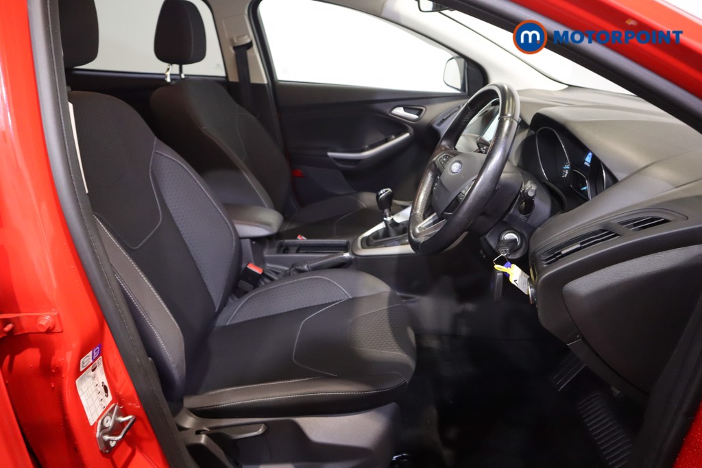 Used Ford Focus 2018 for sale - 77998023: Photo 14