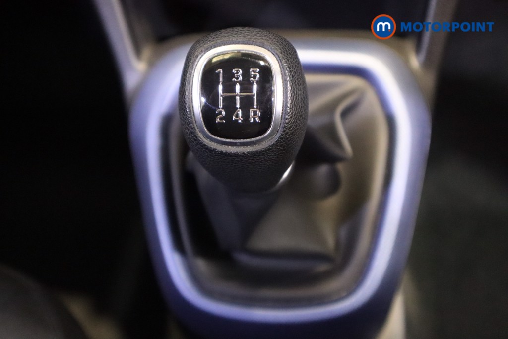 Used Hyundai i10 2017 for sale - 76355765: Photo 13