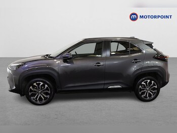 Used Toyota Yaris Cross 2024 for sale - 77579177: Photo