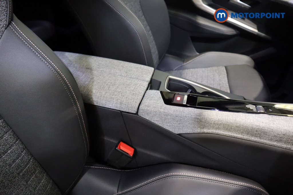 Used Peugeot 5008 2025 for sale - 78026654: Photo 28