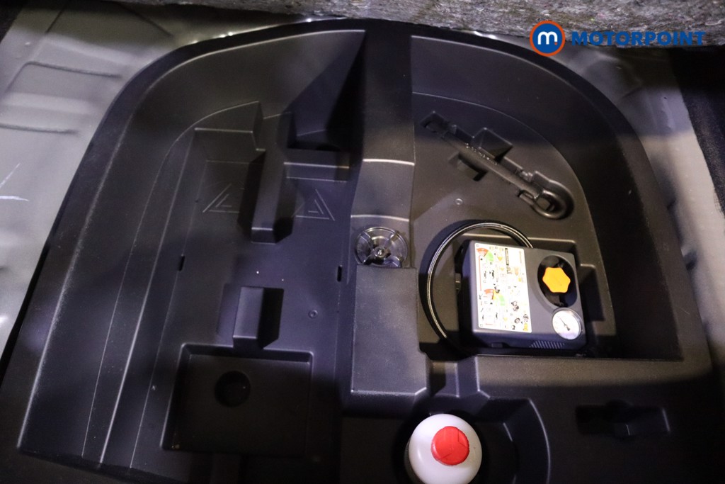 Used Nissan Juke 2023 for sale - 76972215: Photo 32