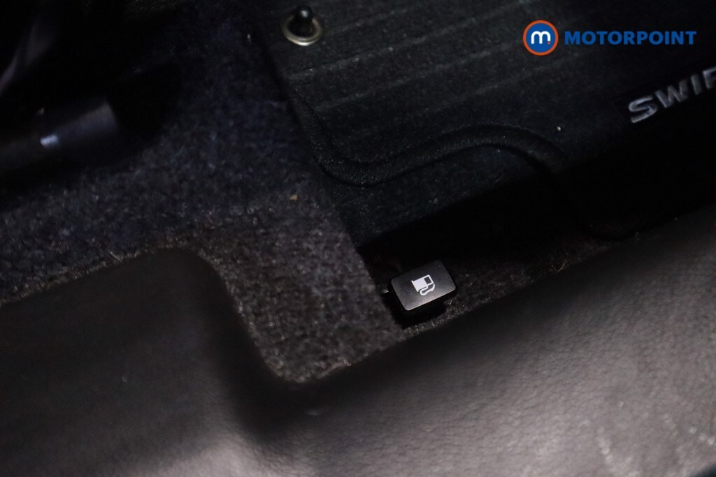 Used Suzuki Swift 2023 for sale - 77620049: Photo 15