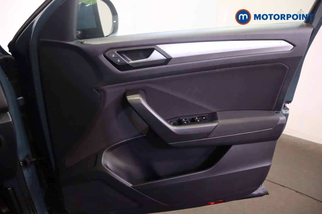 Used Volkswagen T-Roc 2022 for sale - 77845833: Photo 22