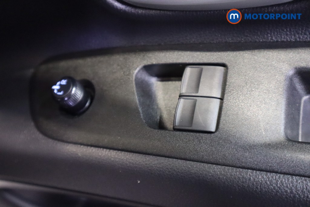 Used Toyota Aygo X 2024 for sale - 77432026: Photo 19