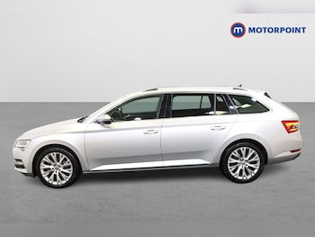 Used Skoda Superb 2023 for sale - 75692602: Photo