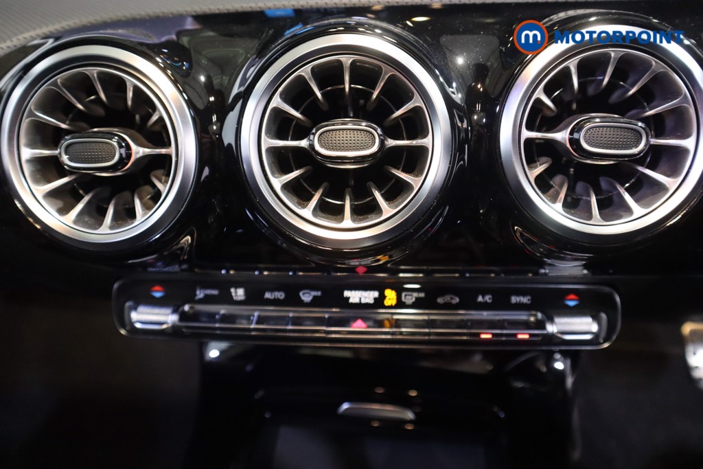 Used Mercedes-Benz CLA 2022 for sale - 76706953: Photo 30