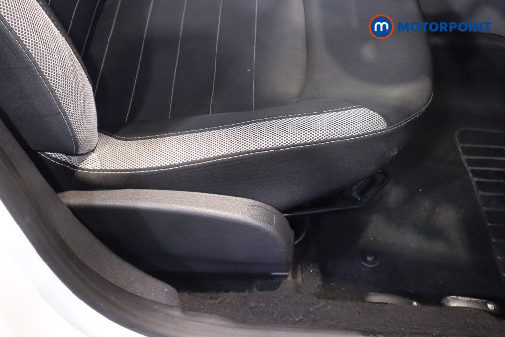 Used Dacia Sandero Stepway 2019 for sale - 77207905: Photo 17