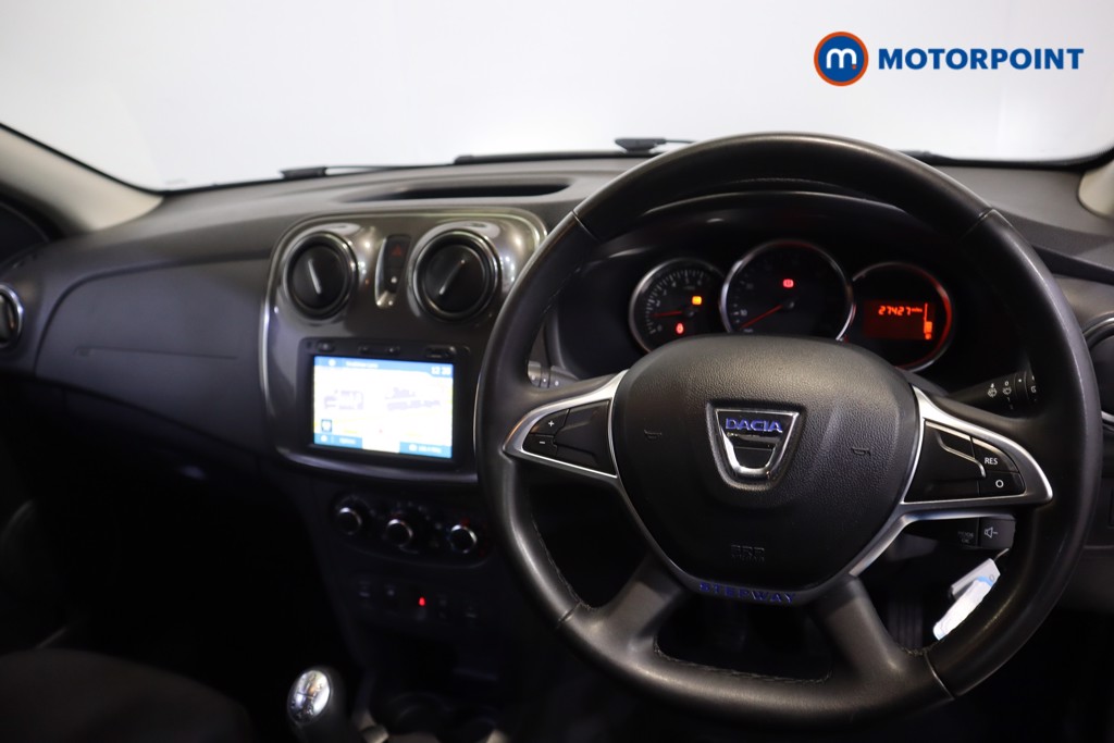 Used Dacia Sandero Stepway 2019 for sale - 77207905: Photo 9