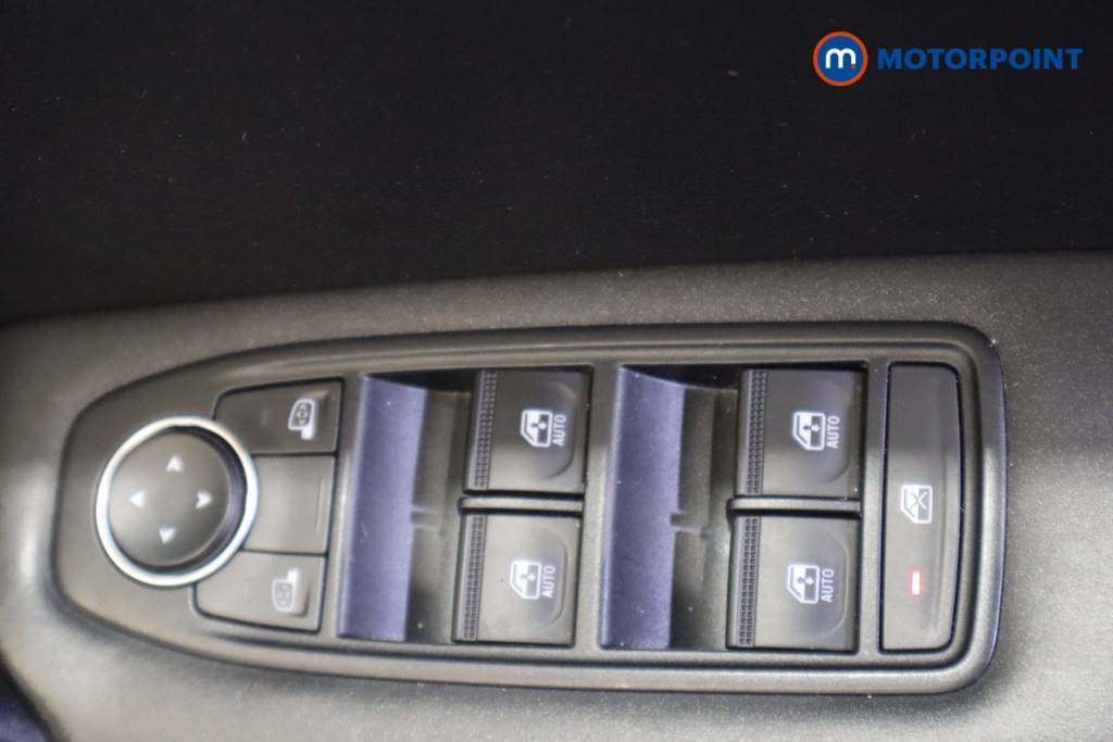 Used Renault Captur 2022 for sale - 76367207: Photo 23