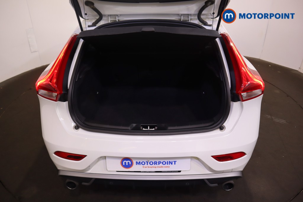 Used Volvo V40 2018 for sale - 77747238: Photo 16