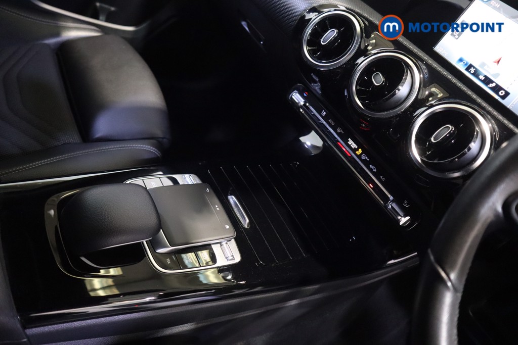 Used Mercedes-Benz A-Class 2018 for sale - 76636853: Photo 16