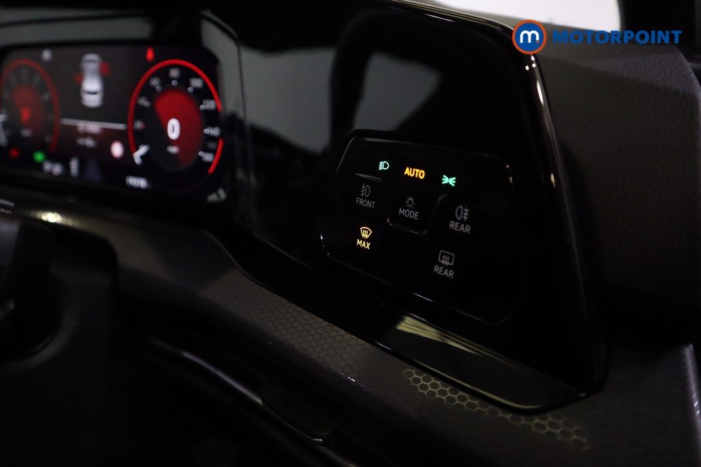 Used Volkswagen Golf 2024 for sale - 76889946: Photo 12