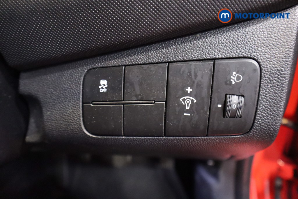 Used Hyundai i10 2019 for sale - 76557578: Photo 16