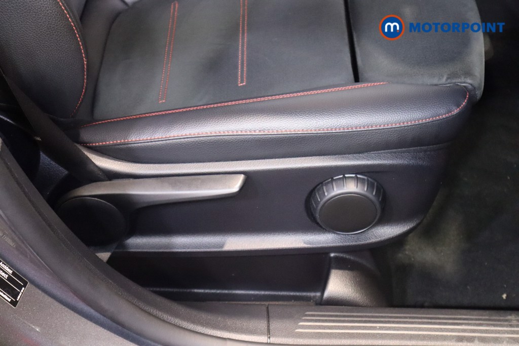 Used Mercedes-Benz GLB 2021 for sale - 77579141: Photo 25