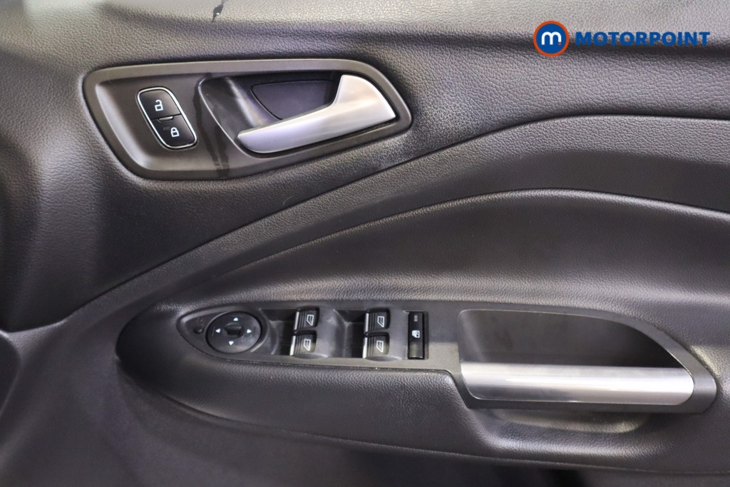 Used Ford Kuga 2019 for sale - 76767303: Photo 19