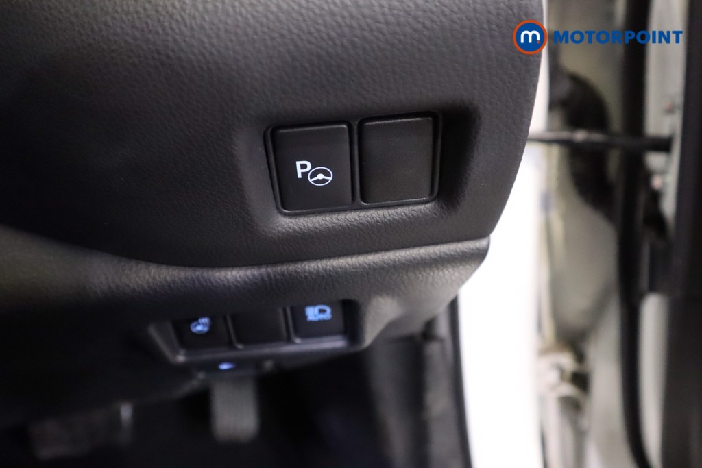 Used Toyota C-HR 2020 for sale - 78043024: Photo 28