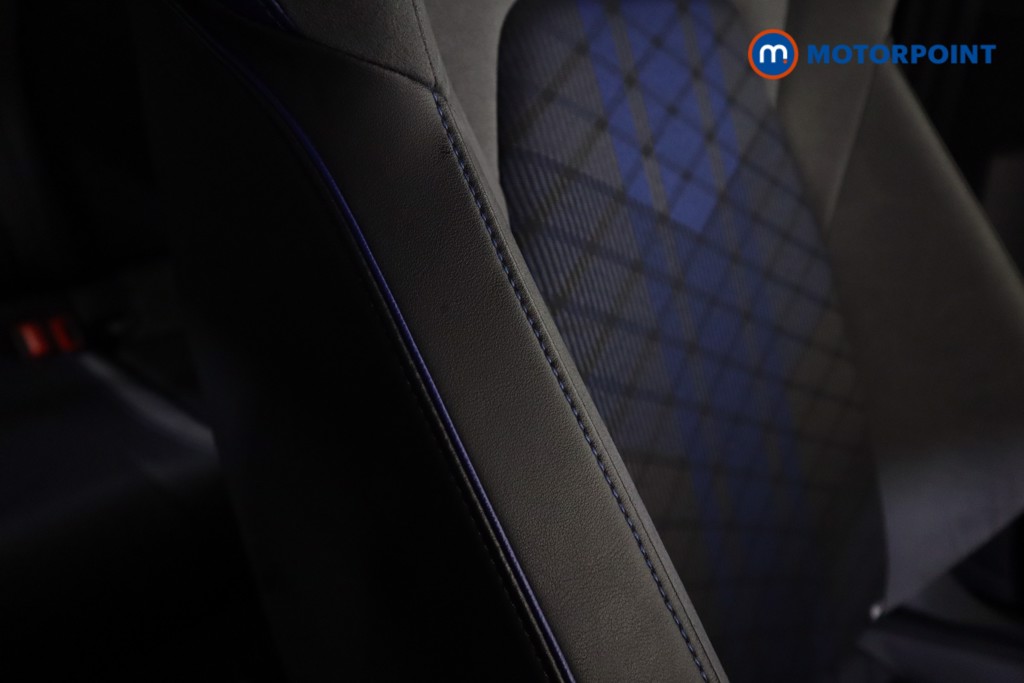 Used Volkswagen Golf 2023 for sale - 76890019: Photo 30