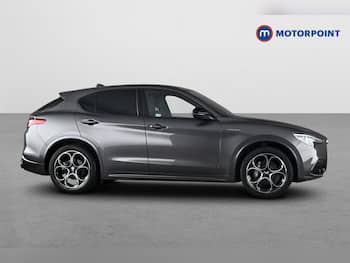 Used Alfa Romeo Stelvio 2022 for sale - 79732944: Photo