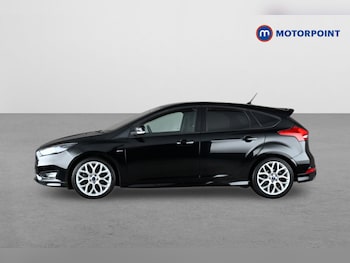 Used Ford Focus 2017 for sale - 78967394: Photo