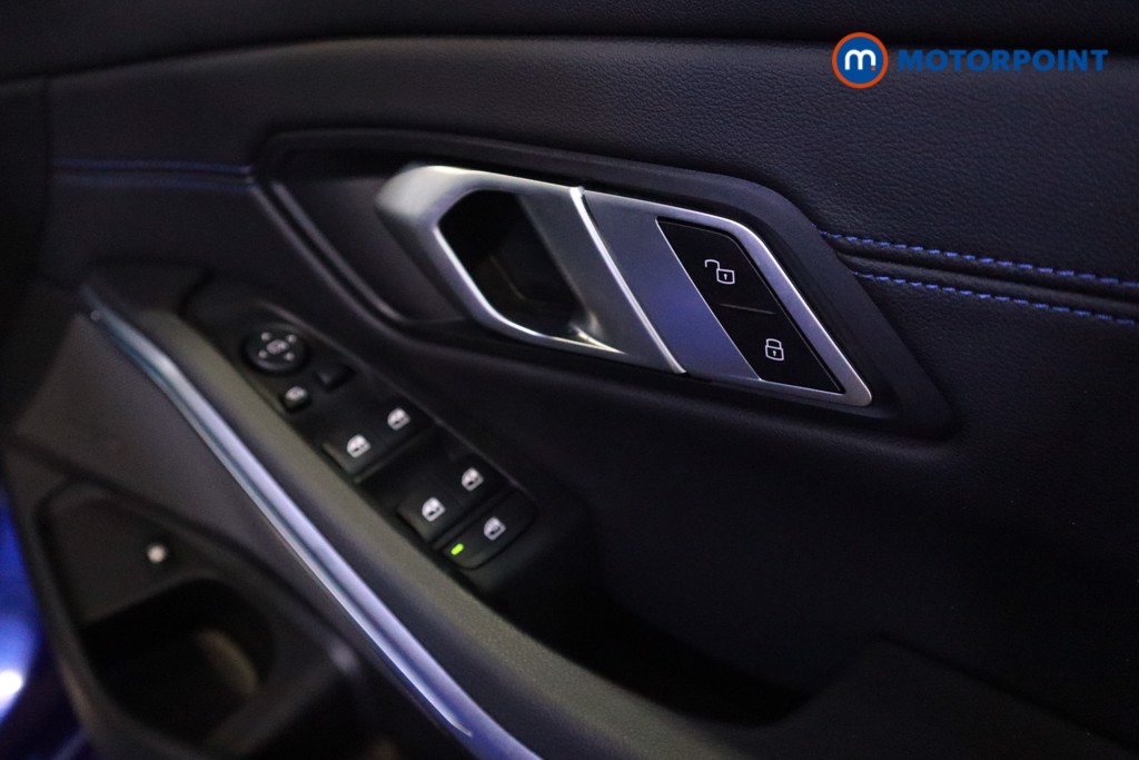 Used BMW 3 Series 2023 for sale - 77435774: Photo 21