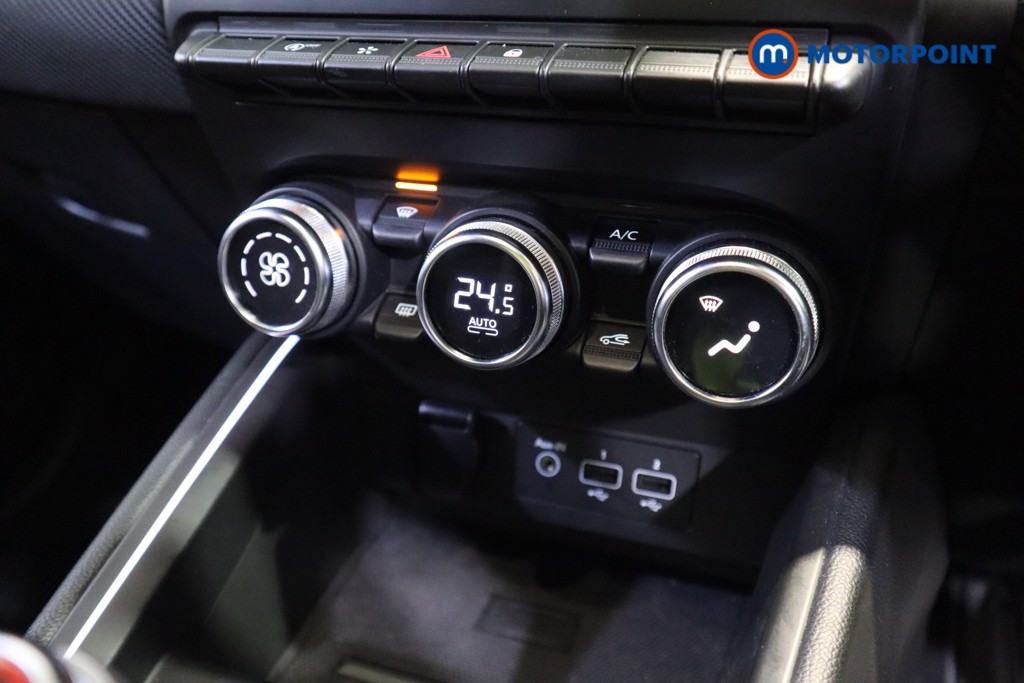 Used Renault Clio 2023 for sale - 76797332: Photo 26