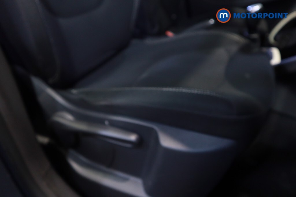 Used Renault Captur 2019 for sale - 77981376: Photo 14