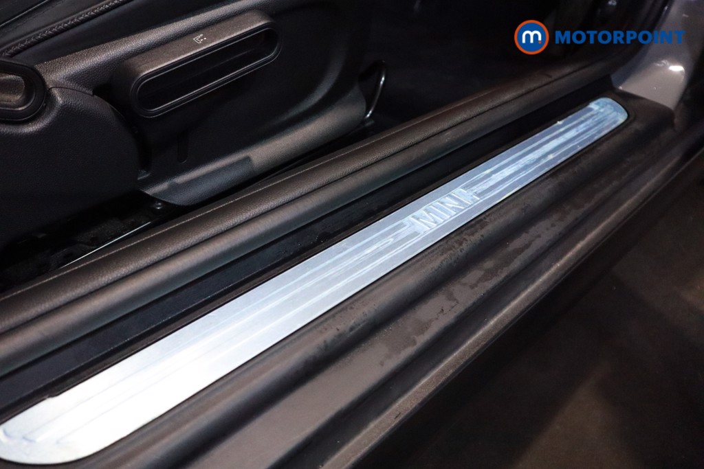 Used MINI Hatch 2019 for sale - 77553281: Photo 15