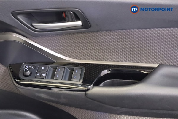 Used Toyota C-HR 2020 for sale - 76222851: Photo 21