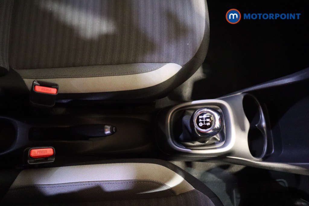 Used Toyota AYGO 2018 for sale - 78039892: Photo 15