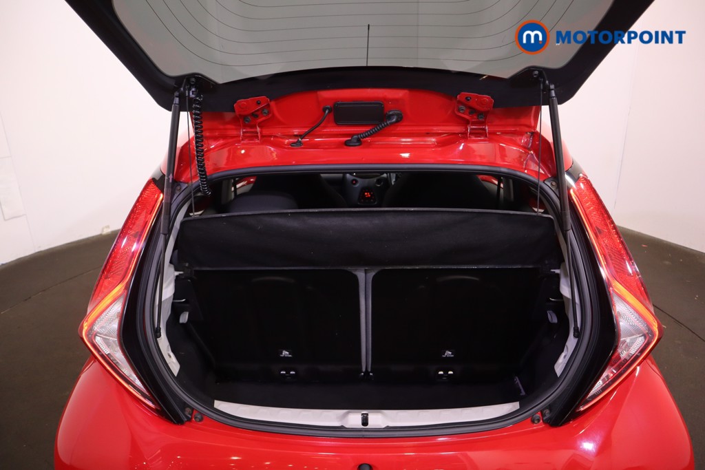 Used Toyota AYGO 2018 for sale - 78039892: Photo 25