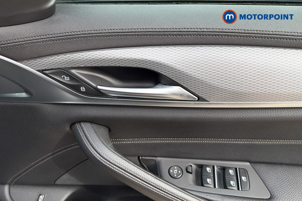 Used BMW 5 Series 2018 for sale - 78199568: Photo 40