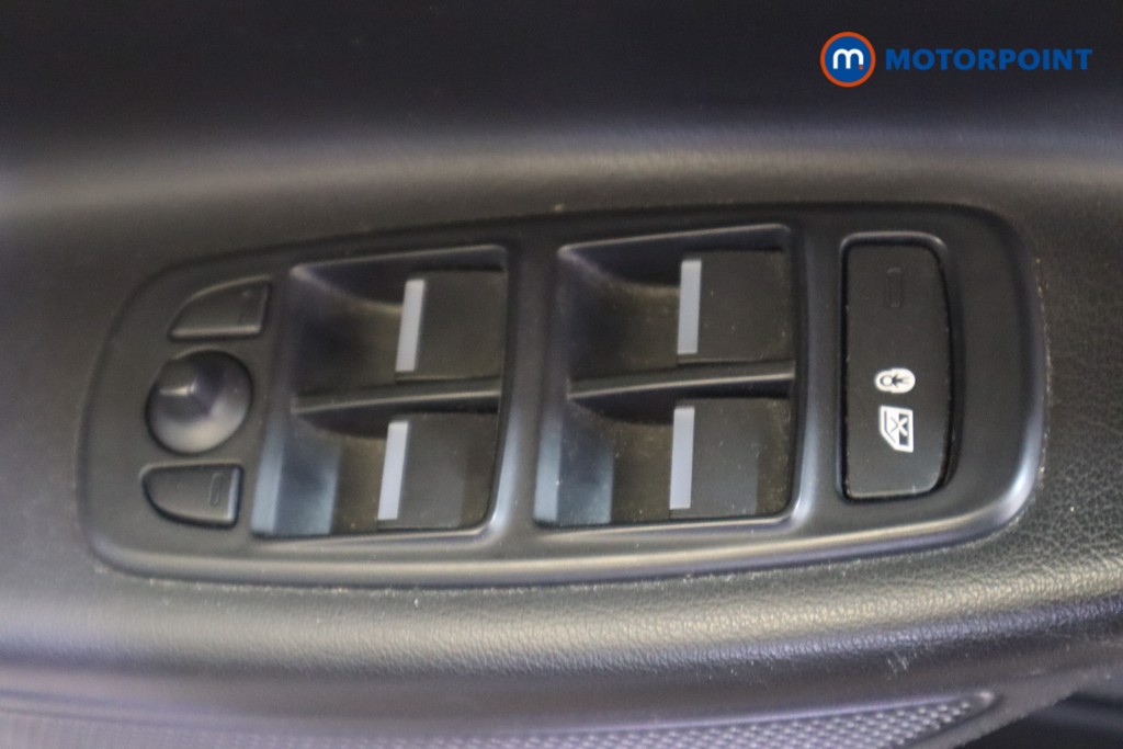 Used Jaguar XE 2018 for sale - 77932274: Photo 23