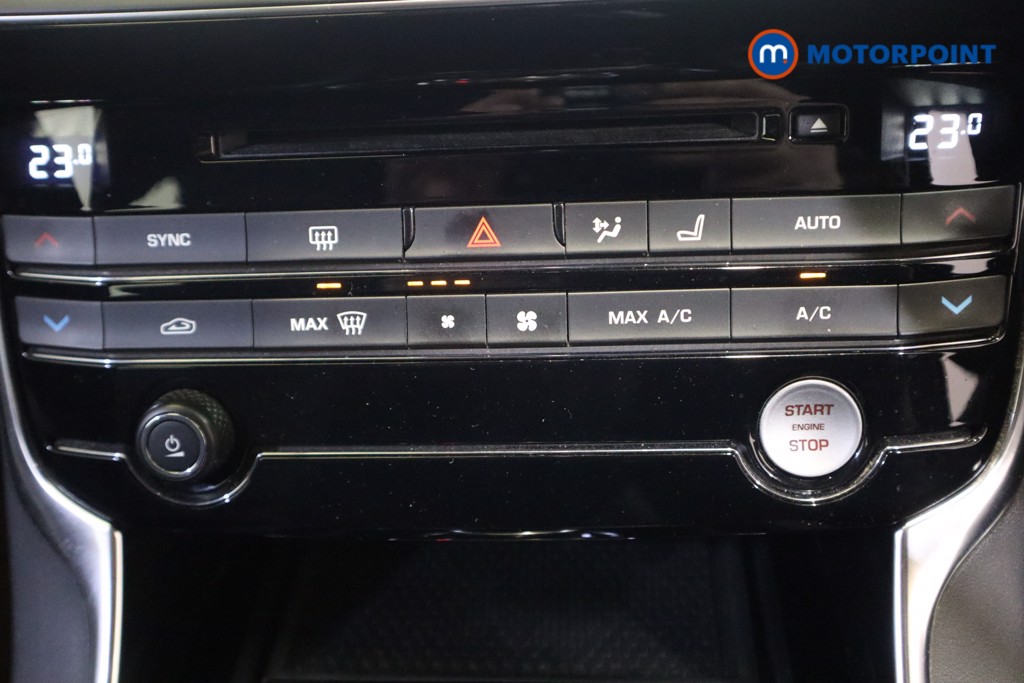 Used Jaguar XE 2018 for sale - 77932274: Photo 29