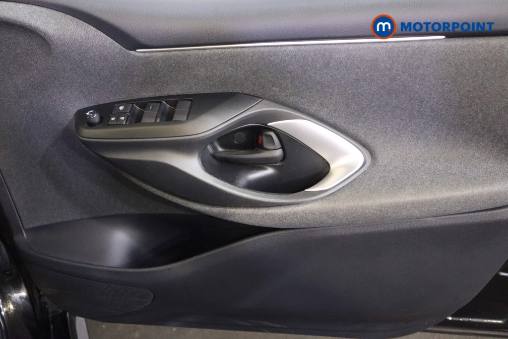 Used Toyota Yaris 2021 for sale - 76491382: Photo 21