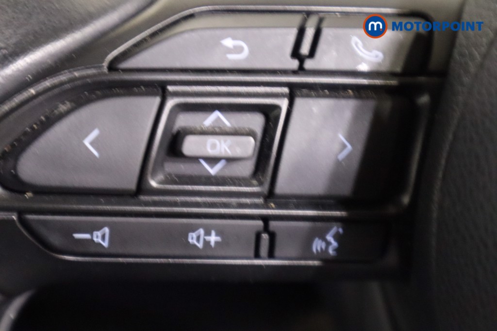 Used Toyota Yaris 2021 for sale - 76491382: Photo 25