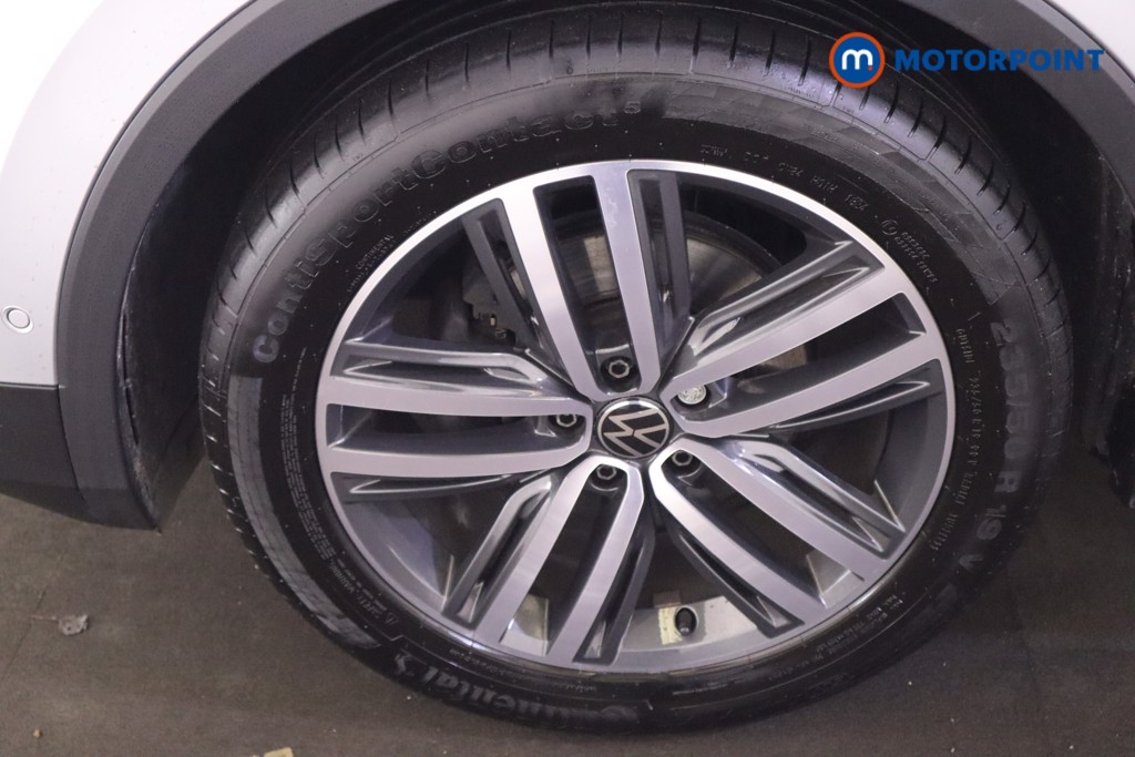 Used Volkswagen Tiguan 2021 for sale - 77519945: Photo 32