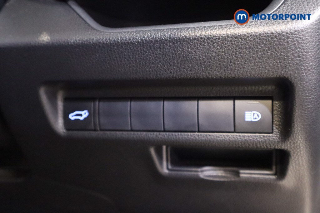 Used Toyota RAV4 2019 for sale - 76569069: Photo 13