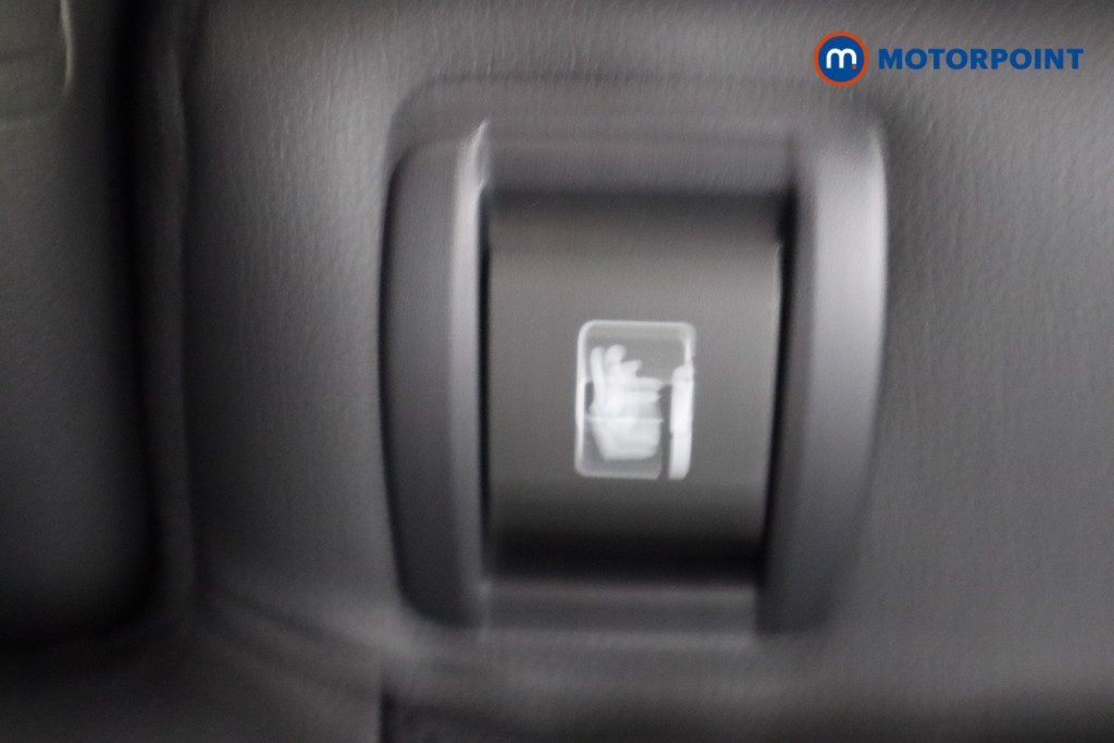 Used Nissan Juke 2025 for sale - 76710401: Photo 35