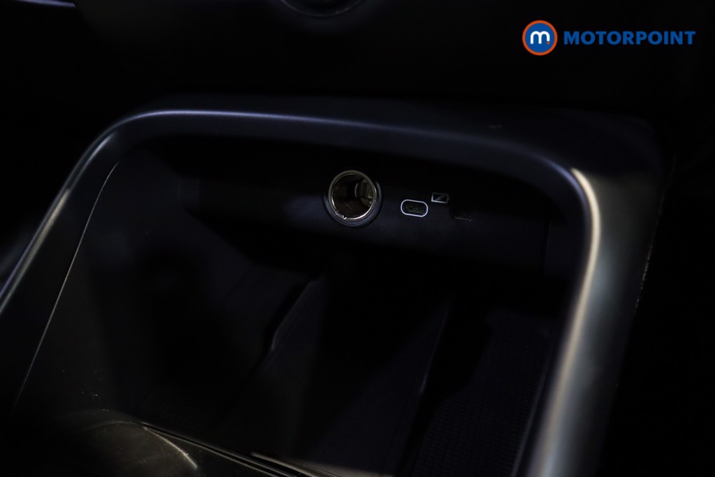 Used Volvo XC40 2023 for sale - 76892528: Photo 23