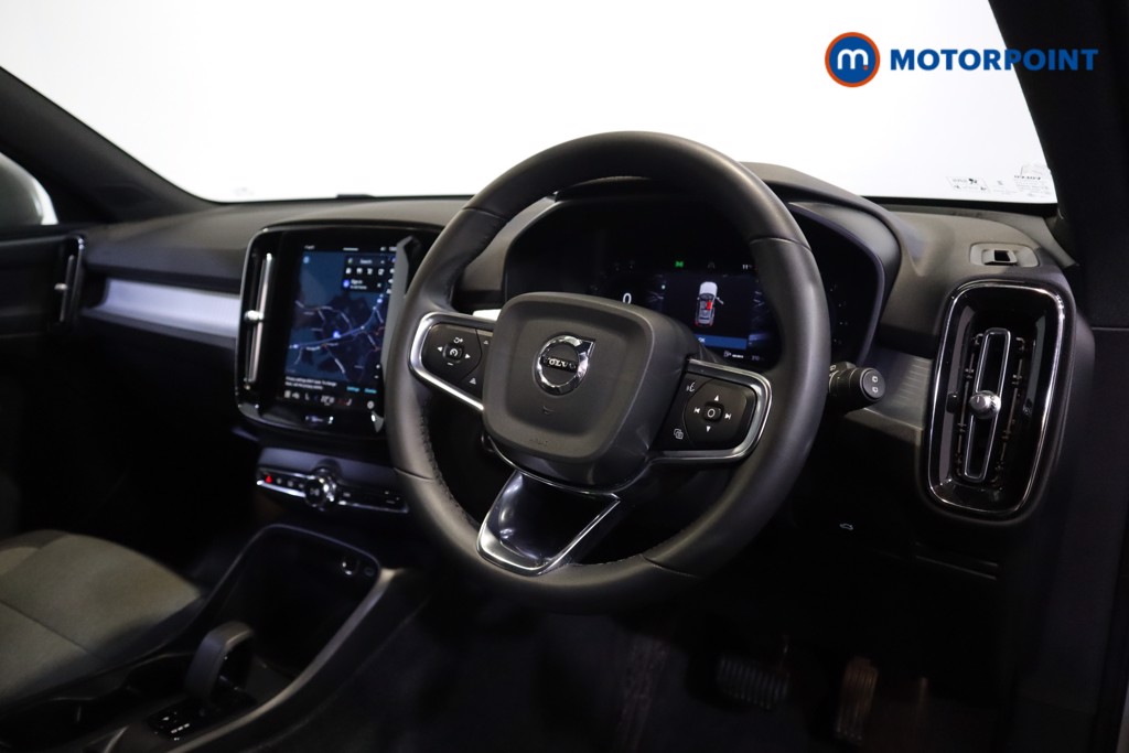 Used Volvo XC40 2023 for sale - 76892528: Photo 9