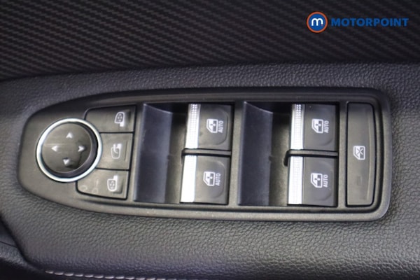 Used Renault Captur 2023 for sale - 76087599: Photo 23