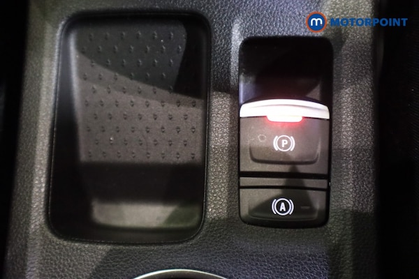 Used Renault Captur 2023 for sale - 76087599: Photo 30