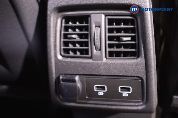 Used Renault Captur 2023 for sale - 76087599: Photo 35