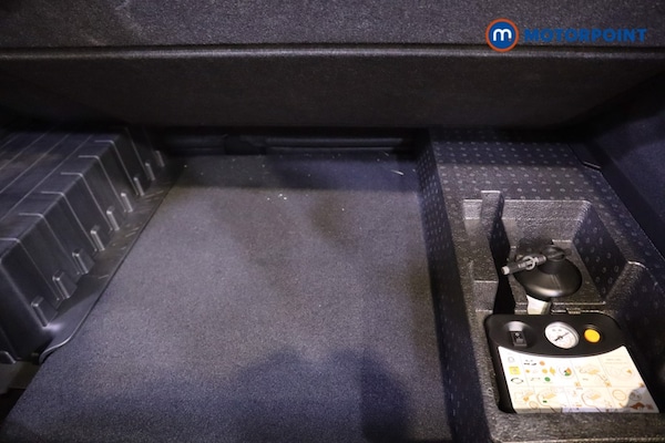 Used Renault Captur 2023 for sale - 76087599: Photo 36