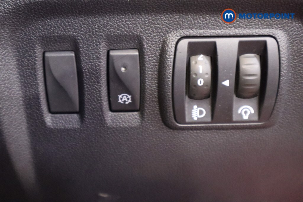 Used Renault Captur 2018 for sale - 77653920: Photo 25