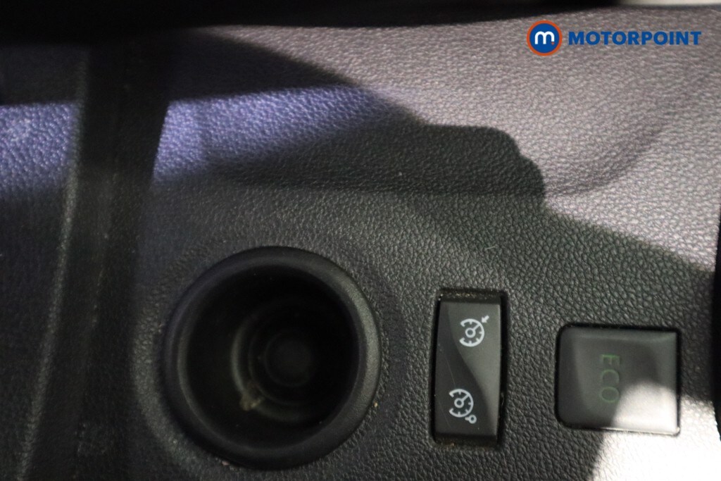 Used Renault Captur 2018 for sale - 77653920: Photo 32