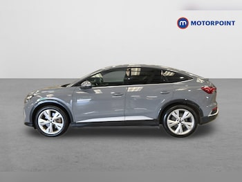 Used Audi Q4 e-tron 2024 for sale - 79119989: Photo