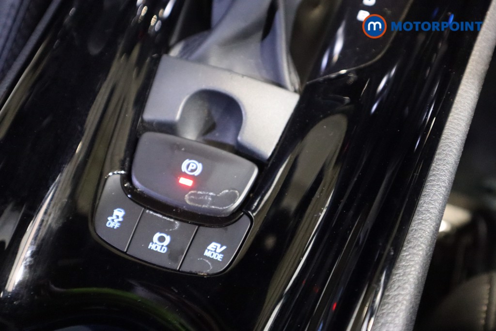 Used Toyota C-HR 2022 for sale - 76569064: Photo 11