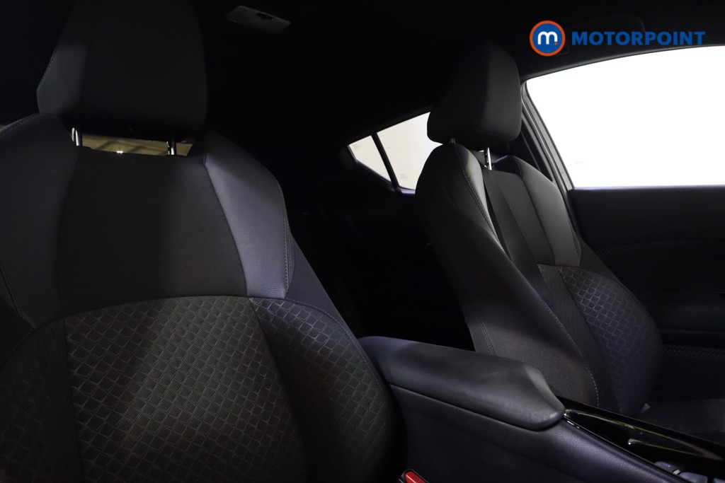 Used Toyota C-HR 2022 for sale - 76569064: Photo 17